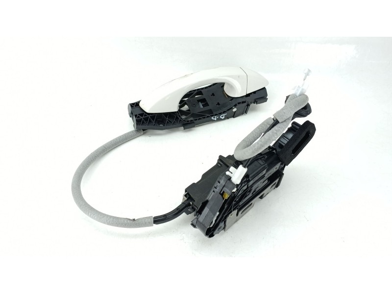 Recambio de cerradura puerta delantera derecha para seat ateca (kh7, khp) 1.5 tsi referencia OEM IAM 5TB837016E  