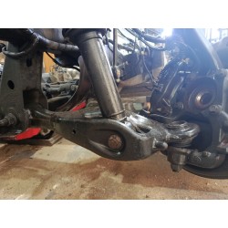 BRAZO SUSPENSION INFERIOR DELANTERO IZQUIERDO RBJ501410 