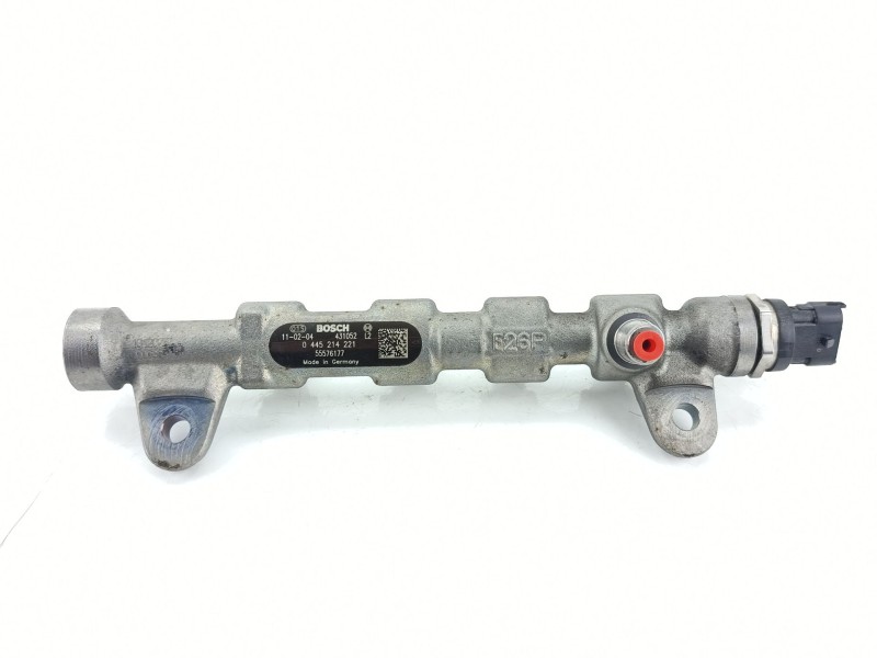 Recambio de rampa inyectora para opel insignia a (g09) 2.0 cdti (68) referencia OEM IAM 55576177  