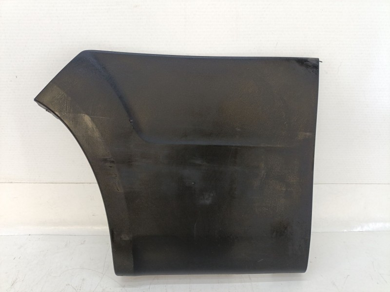 Recambio de moldura para fiat ducato caja/chasis (250_) 140 multijet 2,2 d referencia OEM IAM 1320247070  