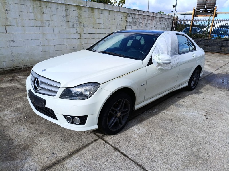 MERCEDES-BENZ CLASE C (W204)