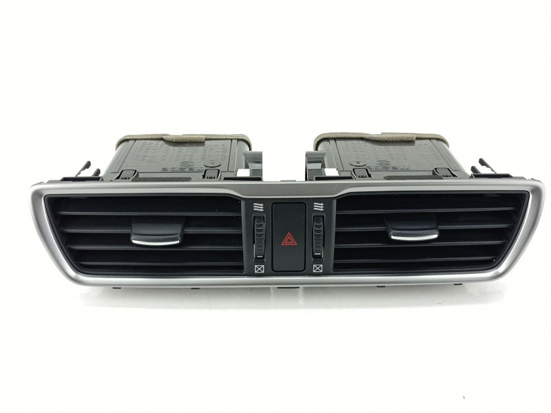 Recambio de rejilla aireadora para mazda 3 (bm, bn) 2.2 d referencia OEM IAM BHN16491X  