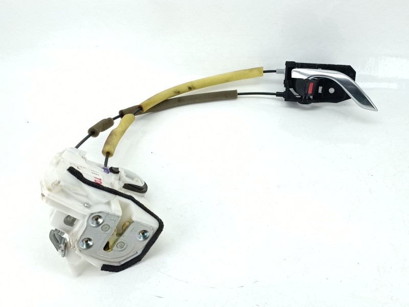 Recambio de cerradura puerta trasera derecha para mazda 3 (bm, bn) 2.2 d referencia OEM IAM BHN9  