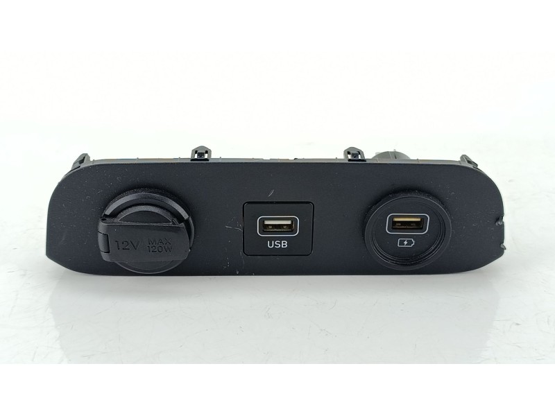 Recambio de moldura para hyundai i10 iii (ac3, ai3) 1.0 mpi referencia OEM IAM 84761K7110NNB  