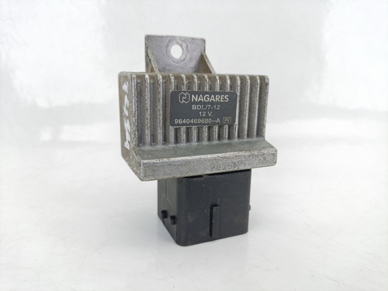 Recambio de caja precalentamiento para nissan qashqai i (j10, nj10) 1.5 dci referencia OEM IAM 9640469680A  