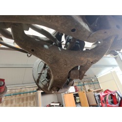 BRAZO SUSPENSION INFERIOR TRASERO DERECHO LR019977 