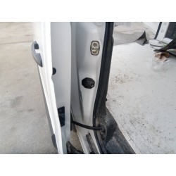 CERRADURA PUERTA LATERAL DERECHA 