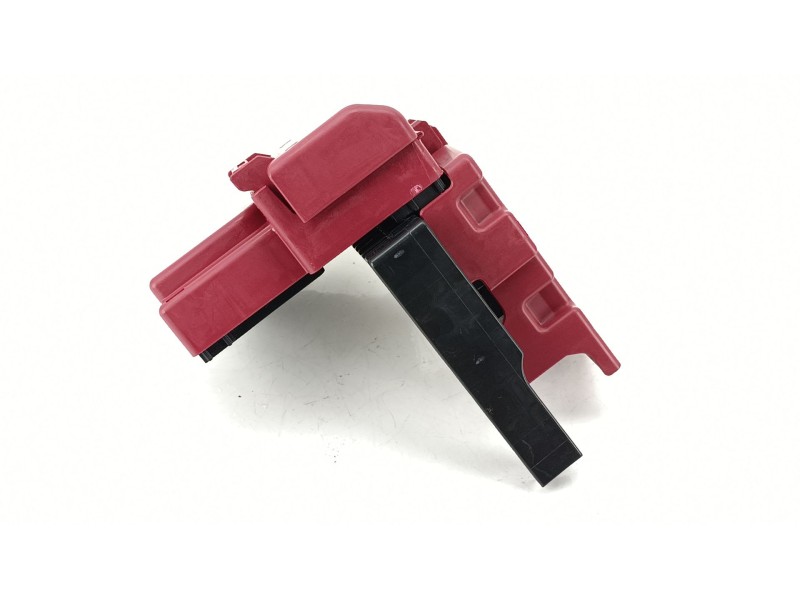 Recambio de caja reles / fusibles para toyota yaris cross (mxp_) 1.5 hybrid (mxpj10) referencia OEM IAM 8267133090  