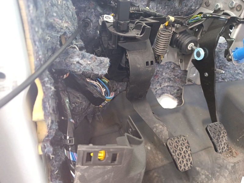 Recambio de pedal embrague para ford transit courier b460 furgón/monospace 1.5 ecoblue referencia OEM IAM 2675527  