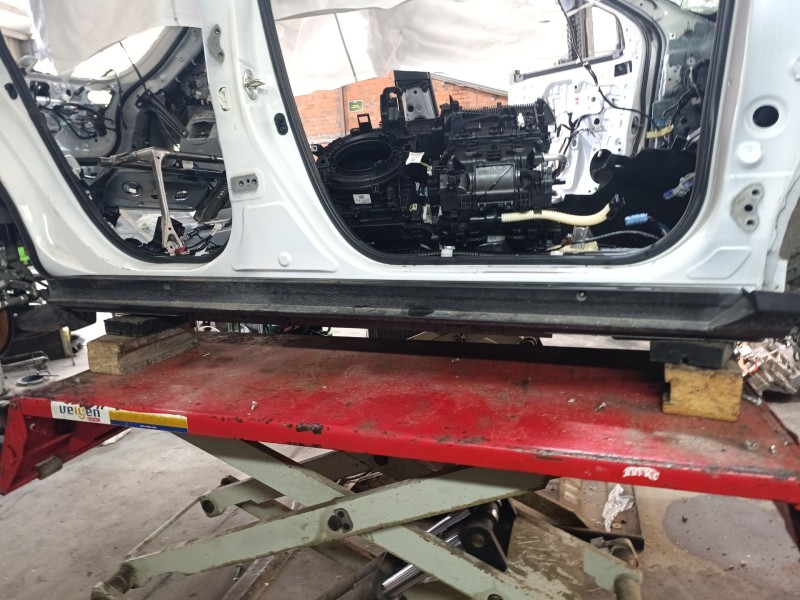 Recambio de faldon lateral para toyota yaris cross (mxp_) 1.5 hybrid (mxpj10) referencia OEM IAM 75850K2010  