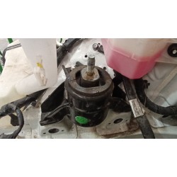 SOPORTE MOTOR DELANTERO DERECHO 21810B4000 