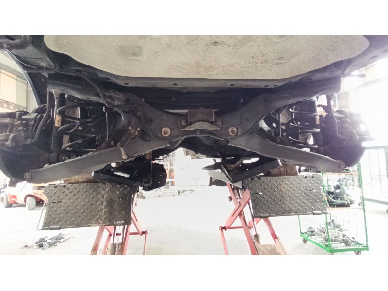 Recambio de puente trasero para mazda 3 (bm, bn) 2.2 d referencia OEM IAM B63B2880X  
