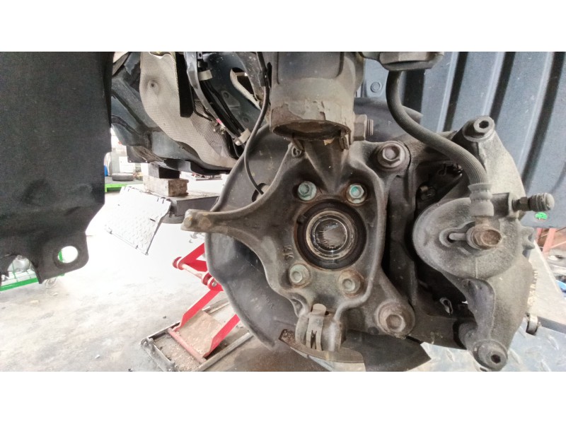 Recambio de mangueta delantera izquierda para mazda 3 (bm, bn) 2.2 d referencia OEM IAM   