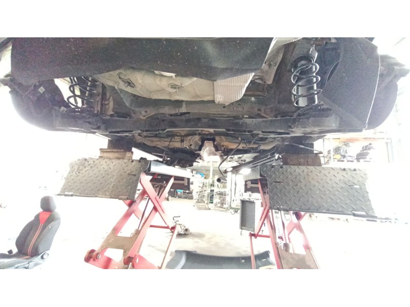 Recambio de puente trasero para opel corsa f (p2jo) 1.2 (68) referencia OEM IAM 9838305780  