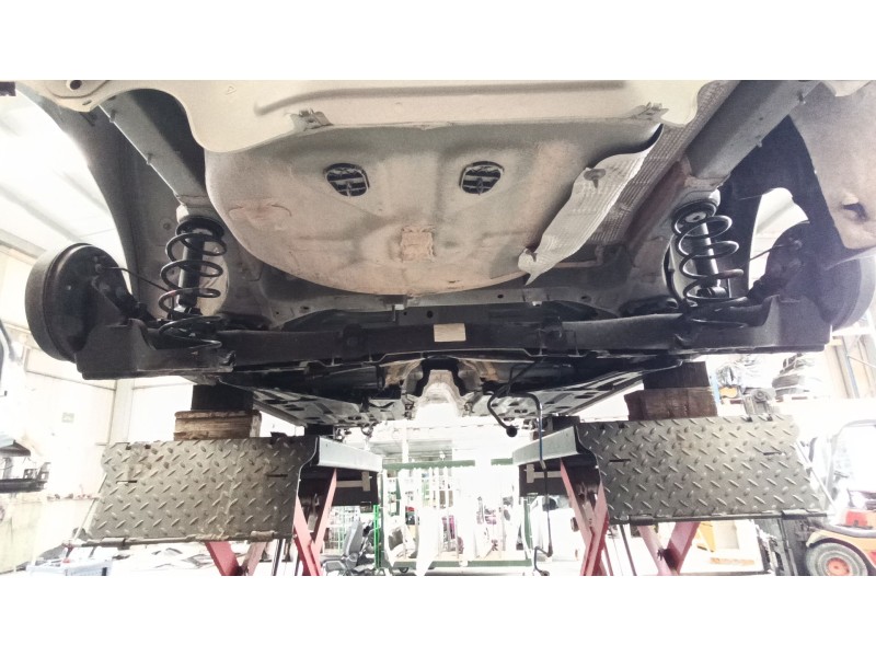 Recambio de puente trasero para opel corsa f (p2jo) 1.2 (68) referencia OEM IAM 9838305780  