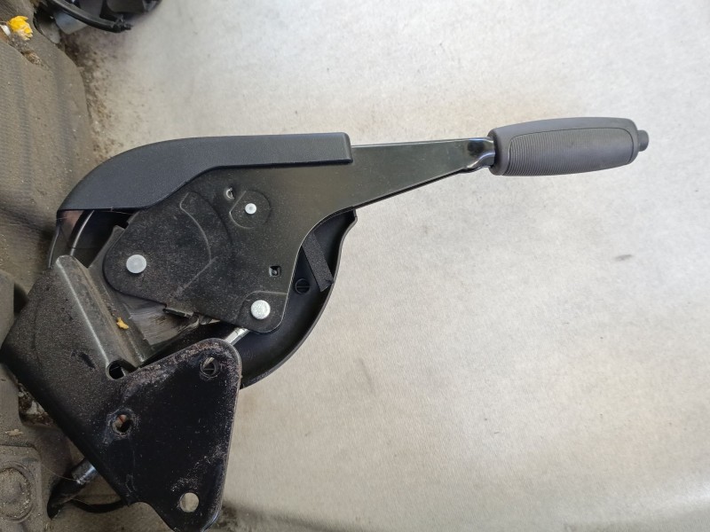 Recambio de palanca freno para citroën jumper iii furgoneta 2.2 bluehdi 140 referencia OEM IAM 4701C2  