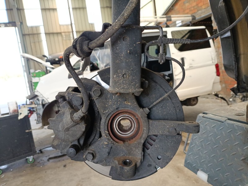 Recambio de mangueta delantera derecha para nissan juke (f16_) 1.0 referencia OEM IAM 400146PA0B  