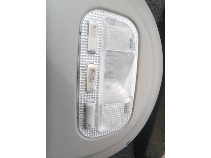 Recambio de luz interior para peugeot partner furgoneta/monovolumen 1.6 hdi / bluehdi 75 referencia OEM IAM   