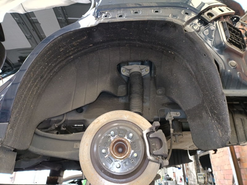 Recambio de paso rueda trasero izquierdo para hyundai tucson (tl, tle) 1.6 t-gdi referencia OEM IAM 86821N7500  