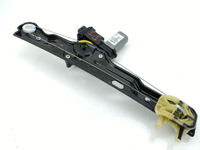 Recambio de elevalunas delantero izquierdo para fiat 600 mild hybrid referencia OEM IAM 52271434  
