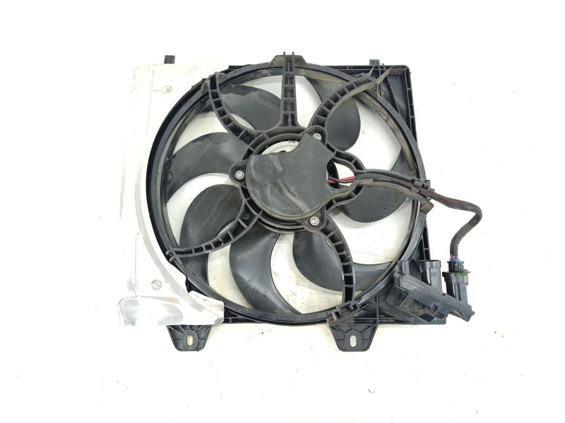 Recambio de electroventilador para fiat 600 mild hybrid referencia OEM IAM 9839344280  