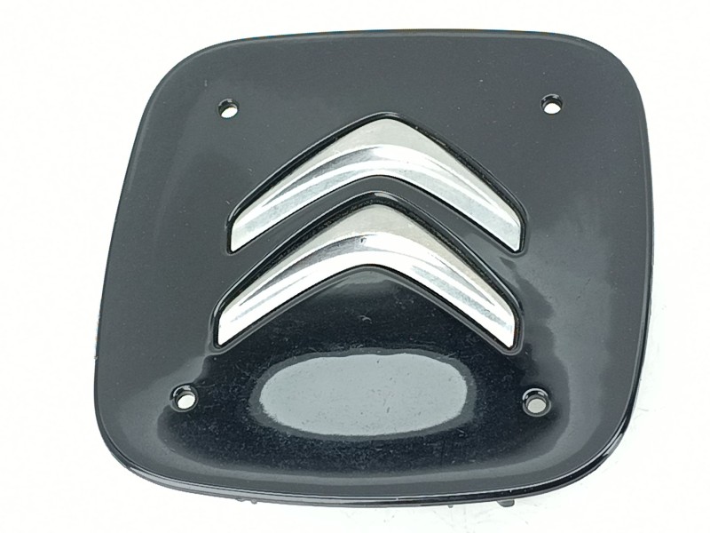 Recambio de tapacubos para citroën c3 iii (sx) 1.2 puretech 82 referencia OEM IAM 98031813AX  