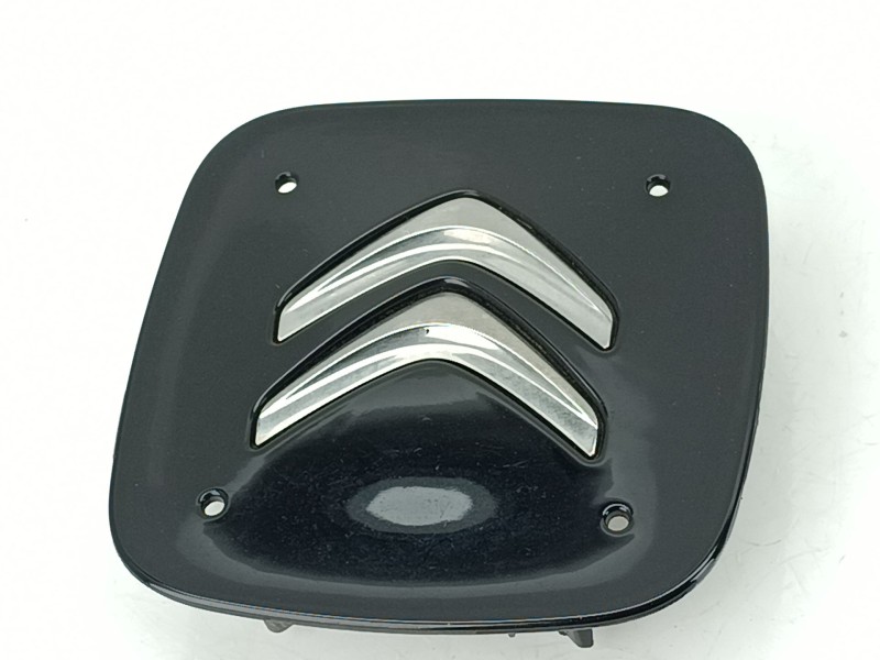 Recambio de tapacubos para citroën c3 iii (sx) 1.2 puretech 82 referencia OEM IAM 98031813AX  
