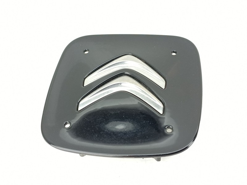 Recambio de tapacubos para citroën c3 iii (sx) 1.2 puretech 82 referencia OEM IAM 98031813AX  