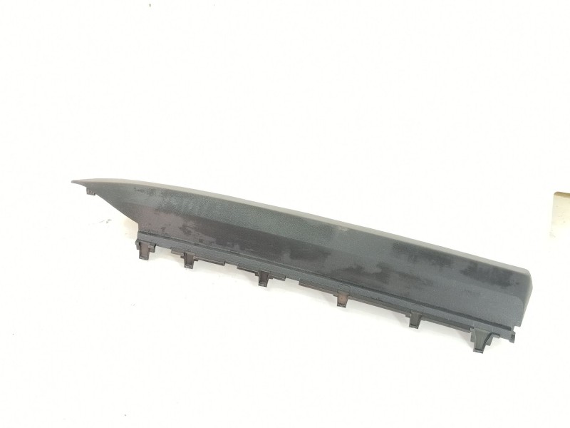 Recambio de moldura para nissan townstar monospace (xfk) 1.3 referencia OEM IAM 682117457R  