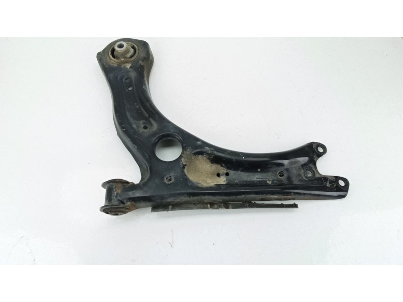 Recambio de brazo suspension delantero izquierdo para volkswagen polo vi (aw1, bz1, ae1) 1.0 referencia OEM IAM 2Q0407151D  