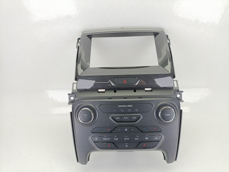 Recambio de mando climatizador para ford ranger (tke) 2.0 ecoblue 4x4 referencia OEM IAM LB3T18E245  