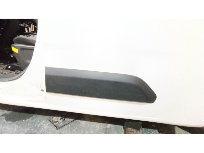 Recambio de moldura para peugeot partner furgón/monospace (k9) 1.5 bluehdi 100 referencia OEM IAM 98176955XT  