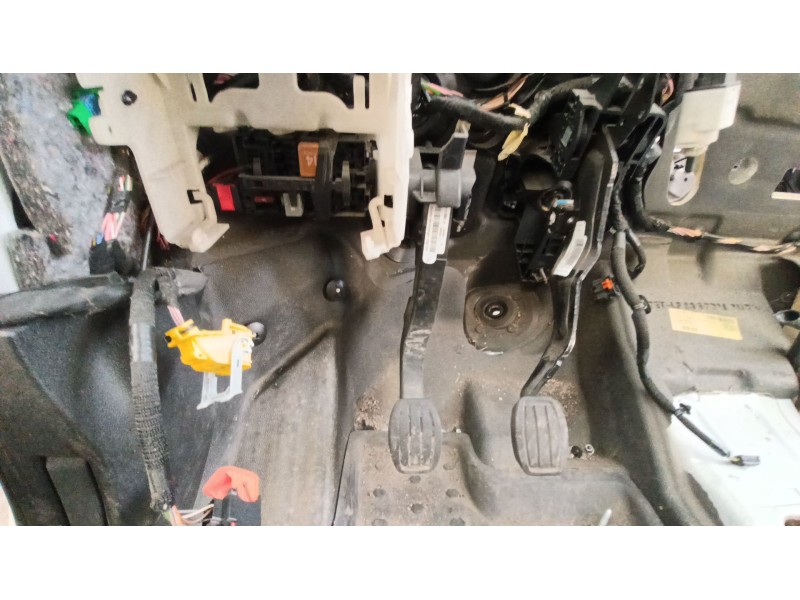 Recambio de pedal embrague para peugeot partner furgón/monospace (k9) 1.5 bluehdi 100 referencia OEM IAM 9820886180  