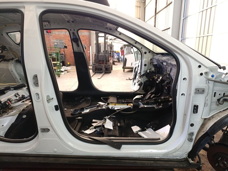 Recambio de gomas contorno puerta para hyundai bayon (bc3) 1.0 t-gdi referencia OEM IAM   