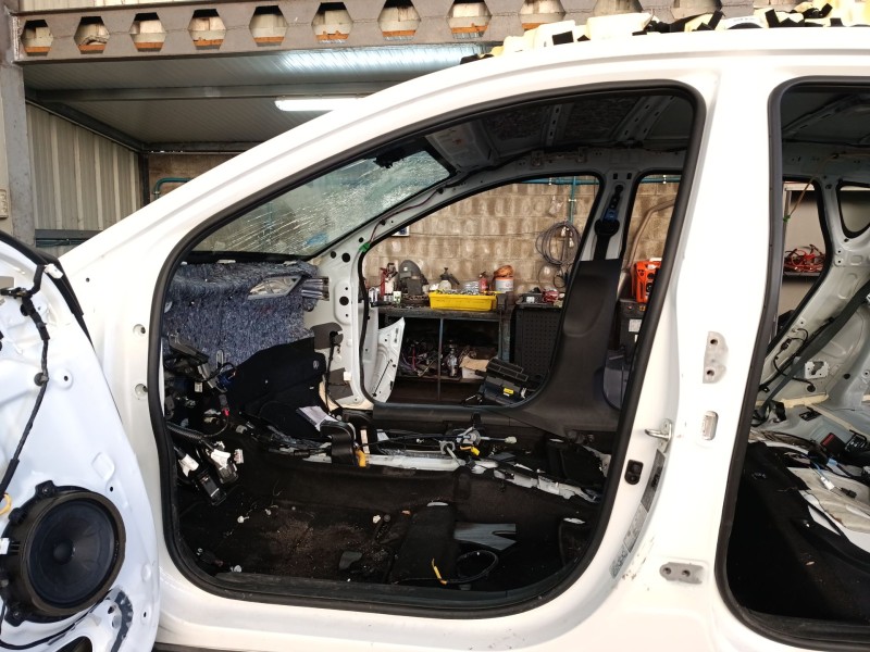 Recambio de gomas contorno puerta para hyundai bayon (bc3) 1.0 t-gdi referencia OEM IAM   