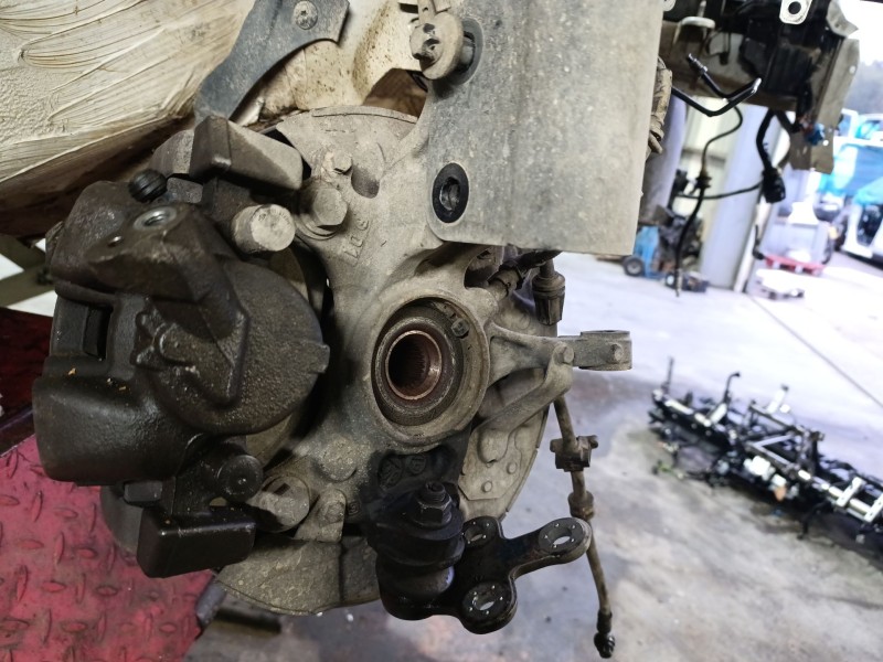 Recambio de mangueta delantera derecha para opel combo furgón/monospace (k9) 1.5 d referencia OEM IAM 1632265480  