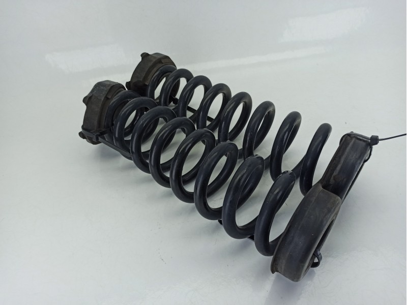 Recambio de muelle amortiguacion para bmw x1 (e84) sdrive 18 d referencia OEM IAM 676442005  