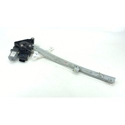 ELEVALUNAS DELANTERO IZQUIERDO 824401Q0530 