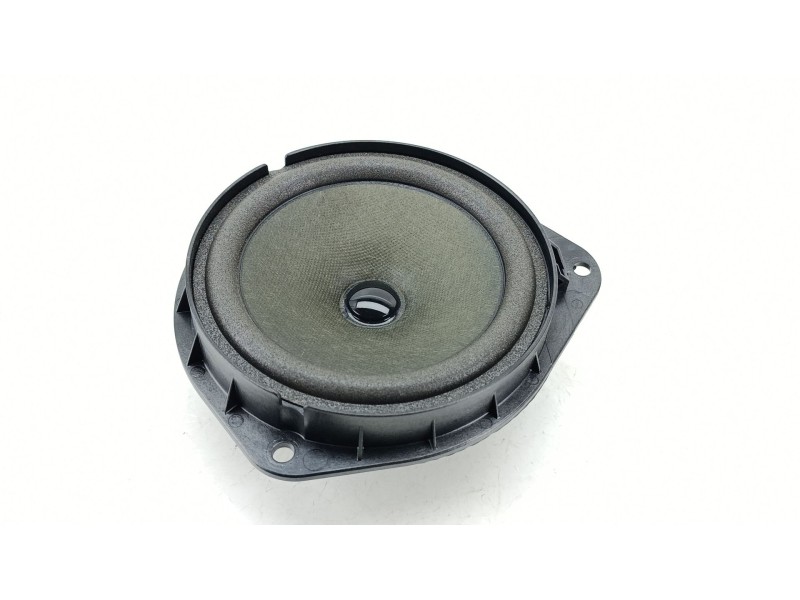 Recambio de subwoofer para jeep avenger fh1 referencia OEM IAM 52198035  