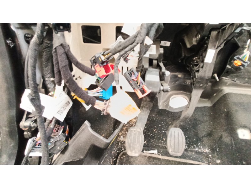Recambio de pedal embrague para jeep avenger fh1 referencia OEM IAM 0009824262180  