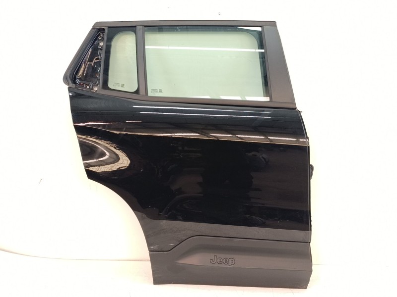 Recambio de puerta trasera derecha para jeep avenger fh1 referencia OEM IAM 52169934  
