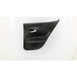 GUARNECIDO PUERTA TRASERA DERECHA 7357709330 