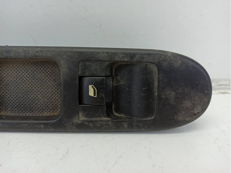 Recambio de mando elevalunas delantero derecho para peugeot 307 break (3e) 1.6 hdi referencia OEM IAM 96351625XT  