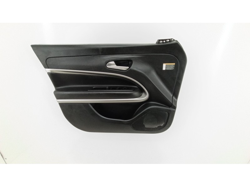 Recambio de guarnecido puerta delantera izquierda para jeep avenger fh1 referencia OEM IAM 7357710040  