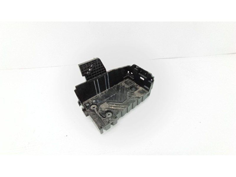 Recambio de soporte bateria para jeep avenger fh1 referencia OEM IAM 0009823533180  