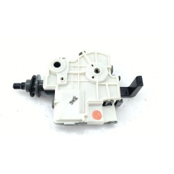 CERRADURA PUERTA LATERAL DERECHA 7703042020 