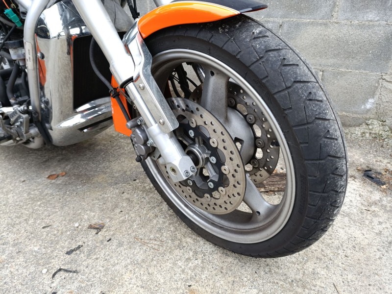Recambio de rueda delantera para hyosung aquila aquila 650 referencia OEM IAM   