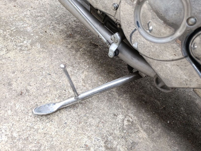 Recambio de caballete central para hyosung aquila aquila 650 referencia OEM IAM   