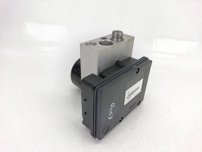 Recambio de abs para ssangyong kyron 2.0 xdi 4x4 referencia OEM IAM 4894009300  