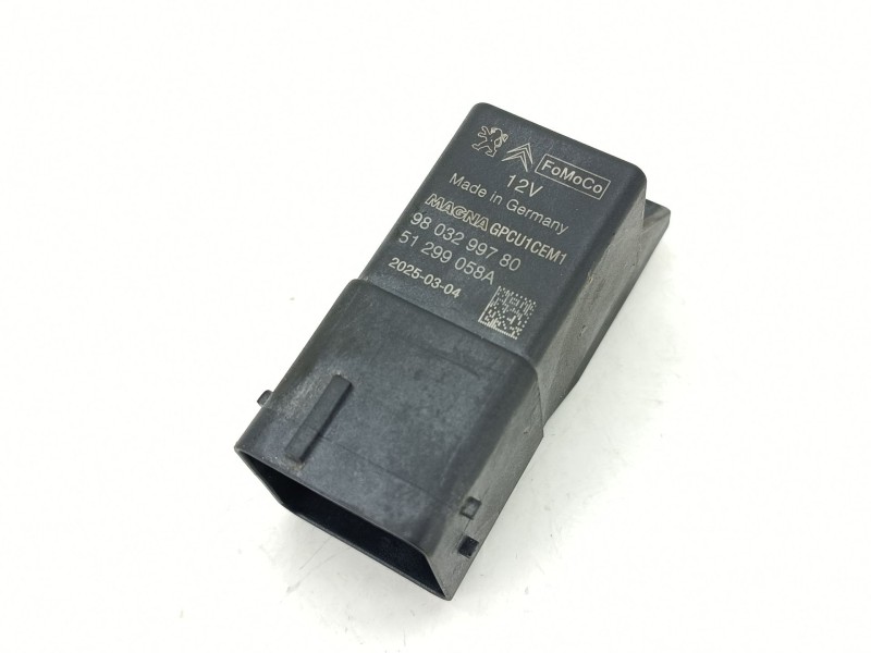 Recambio de caja precalentamiento para toyota proace furgoneta (mdz_) 1.5 d4d (mdz1) referencia OEM IAM 9803299780  